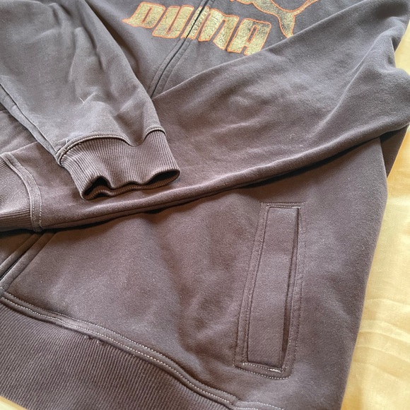 #279 VINTAGE PUMA FULL ZIP UP FRONT HOODIE. It was a low price for a long time. - Picture 5 of 11